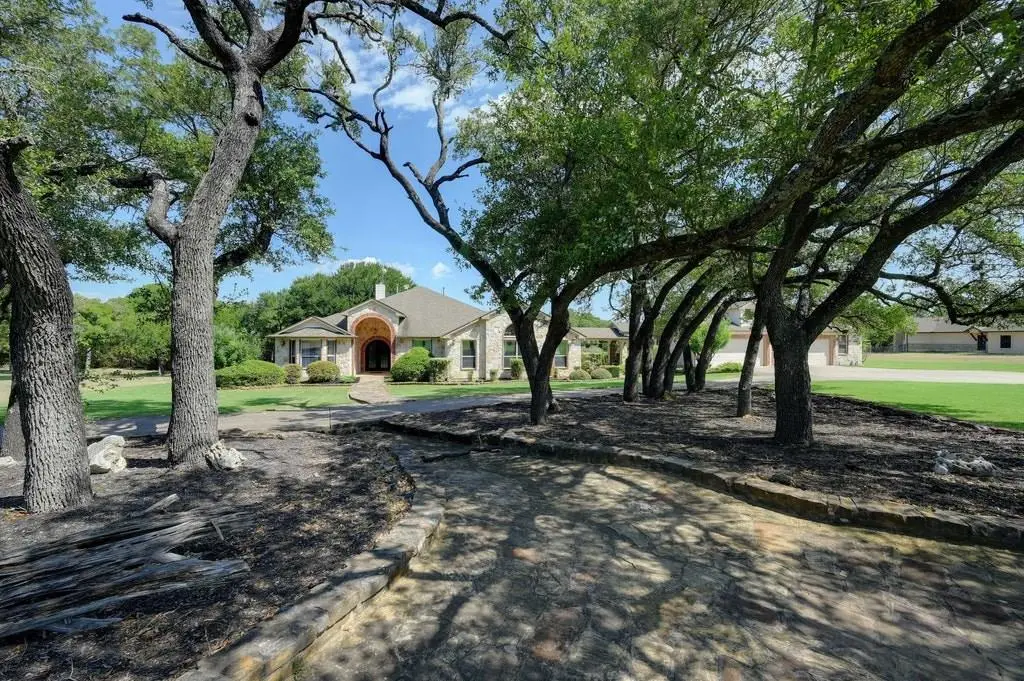 152 High River Ranch DR, Liberty Hill, TX 78642