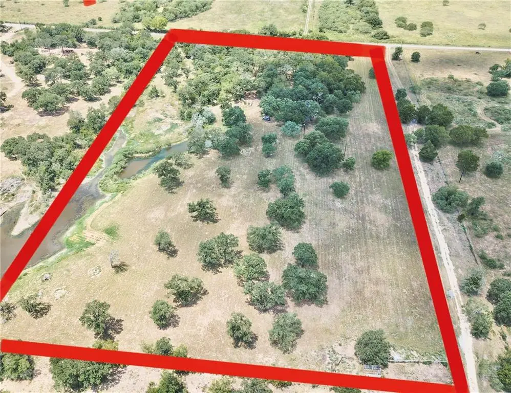 1947 County Road 441, Harwood, TX 78632