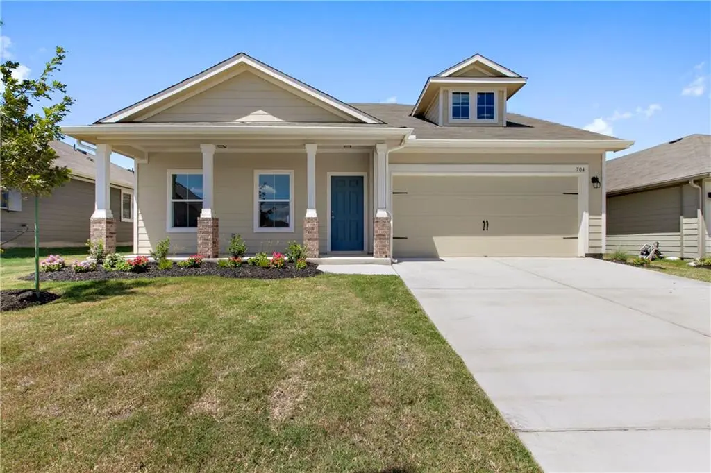 704 Nueces River TRL, Hutto, TX 78634