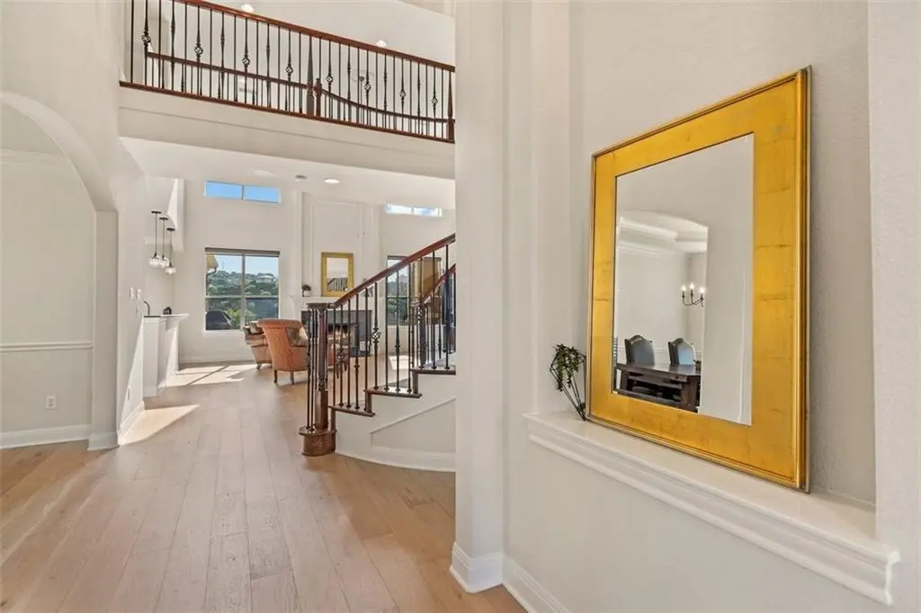 205 Hensley DR, Austin, TX 78738