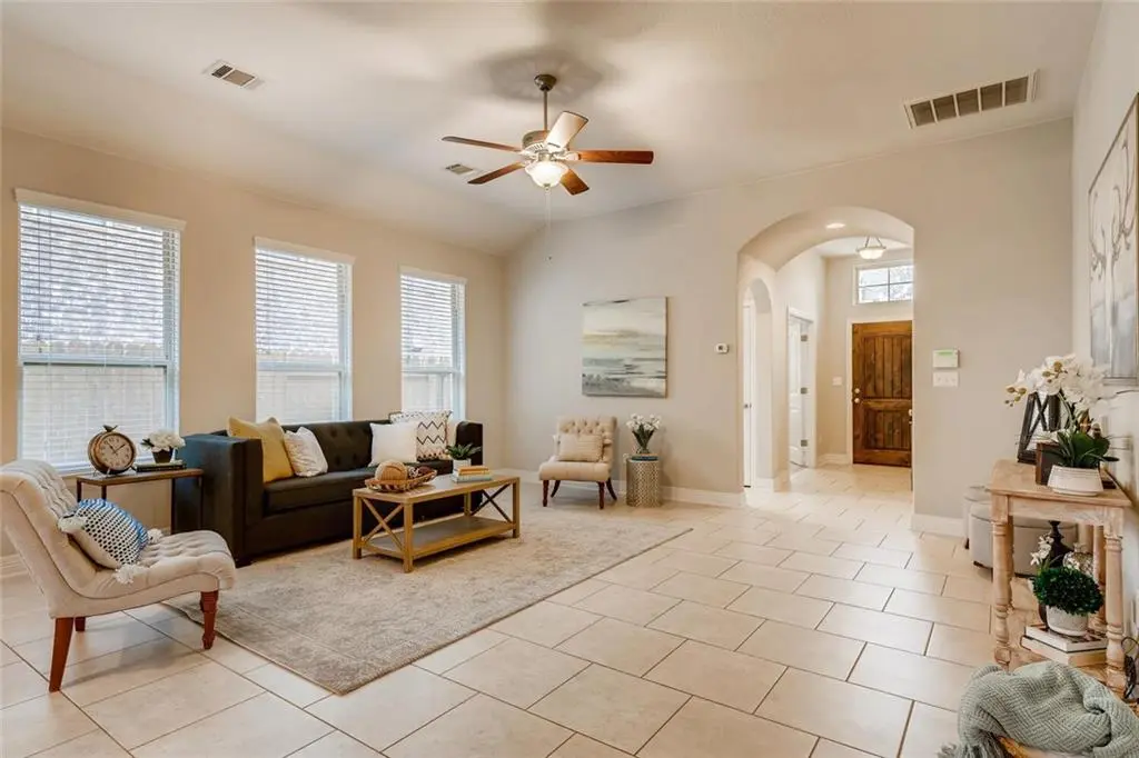 18413 Deleon Bayou LN, Austin, TX 78738