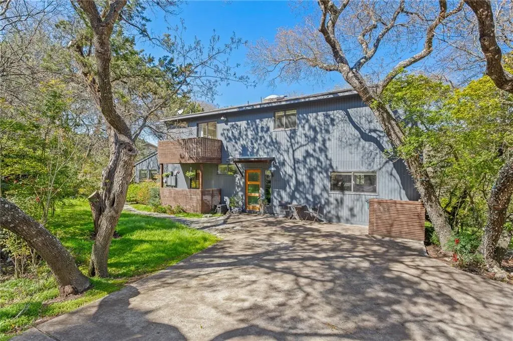 1101 Yaupon Valley RD, West Lake Hills, TX 78746
