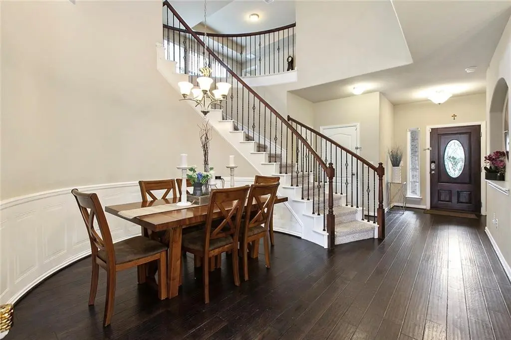 141 Maxmillion LN, Buda, TX 78610