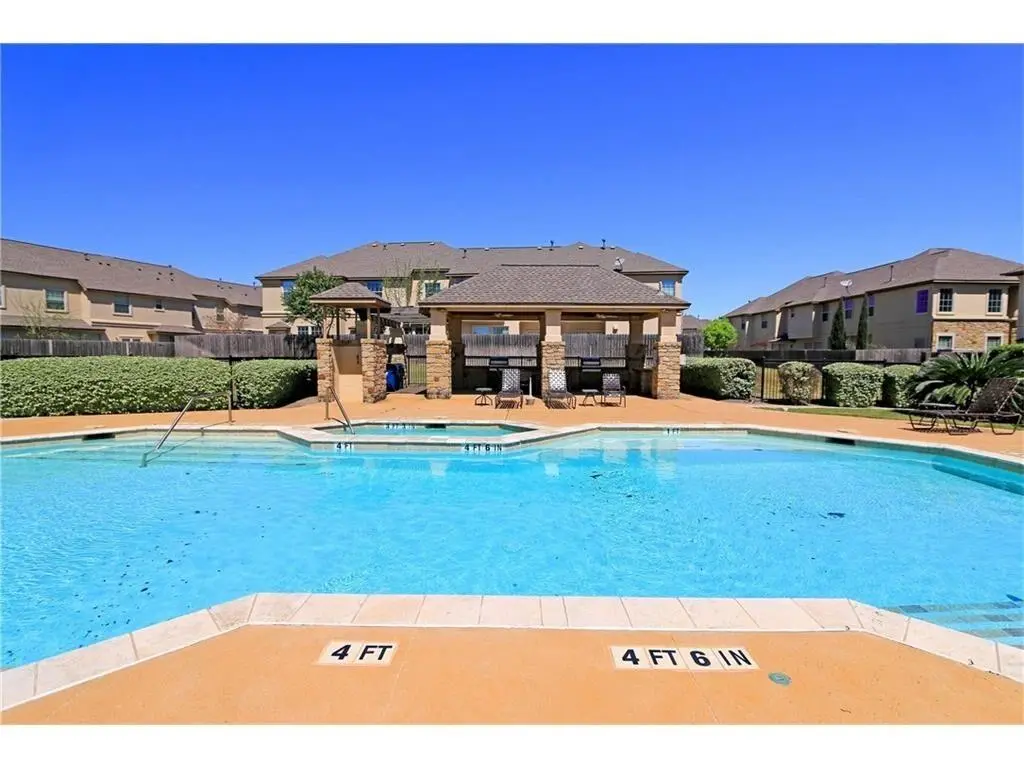 1101 E Parmer LN #121, Austin, TX 78753