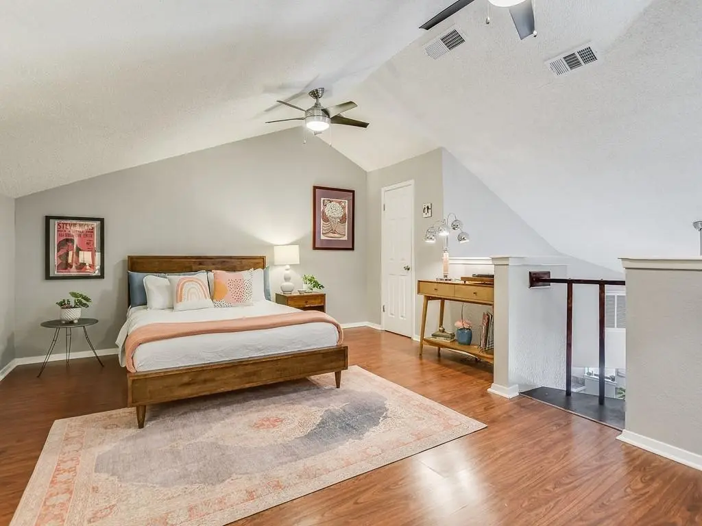 2500 Burleson RD #521, Austin, TX 78741