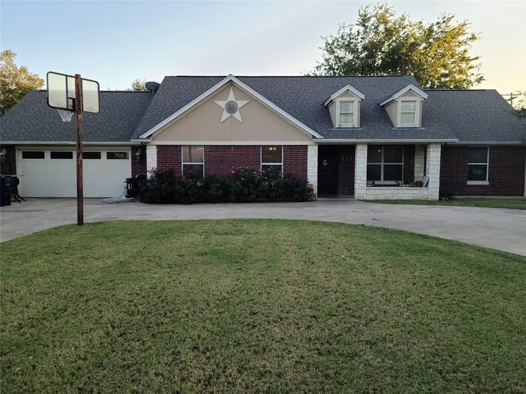 177 E Davilla ST, Bartlett, TX 76511
