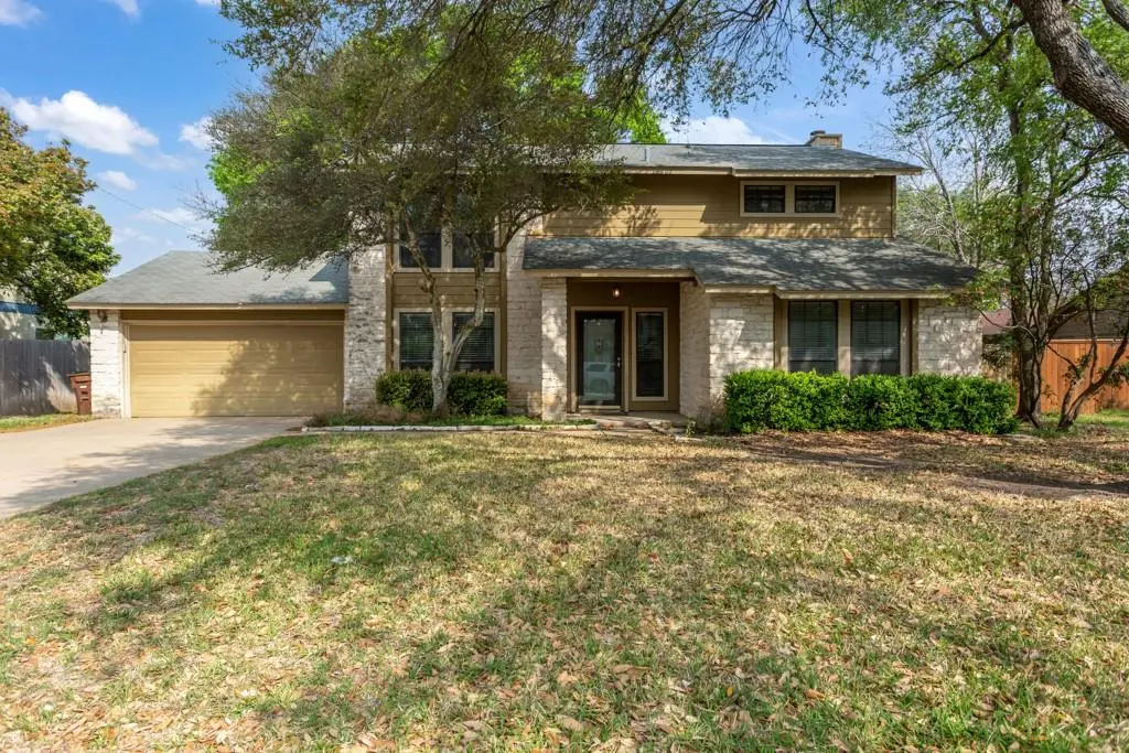 2402 W Messick LOOP, Round Rock, TX 78681