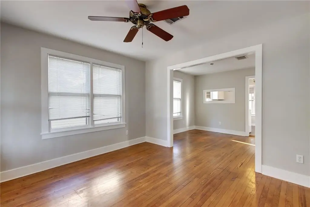 916 E 53rd ST, Austin, TX 78751