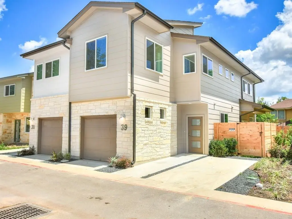 6800 Menchaca RD #27, Austin, TX 78745