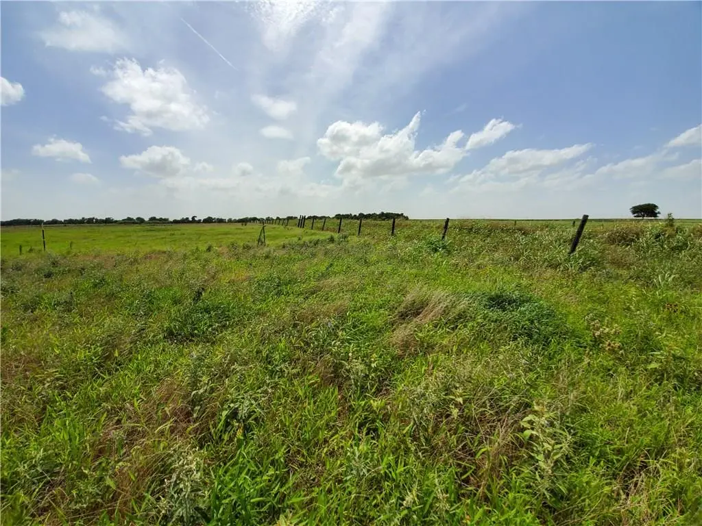1450 County Road 465 #F, Coupland, TX 78615