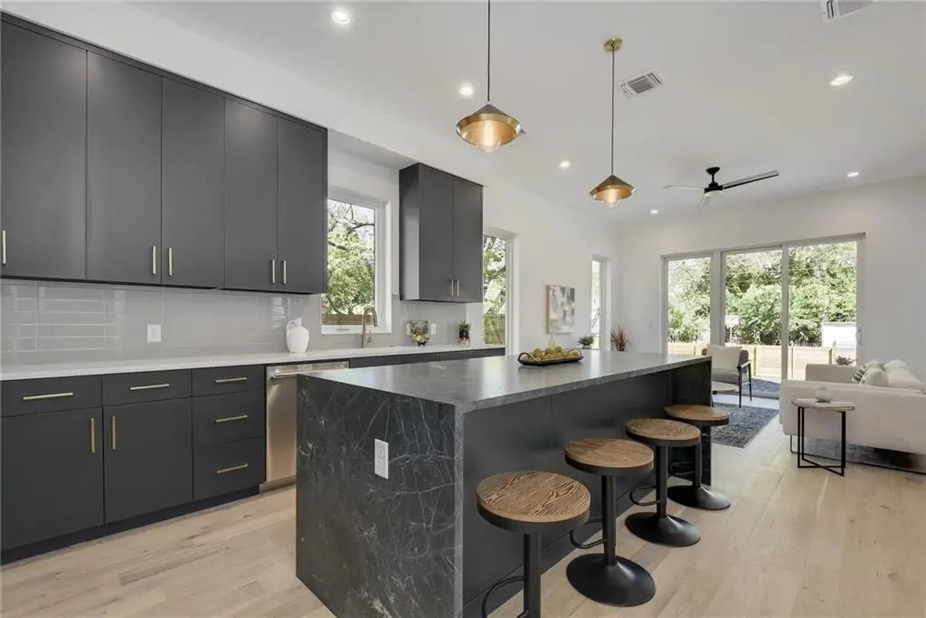 509 El Paso ST #A, Austin, TX 78704