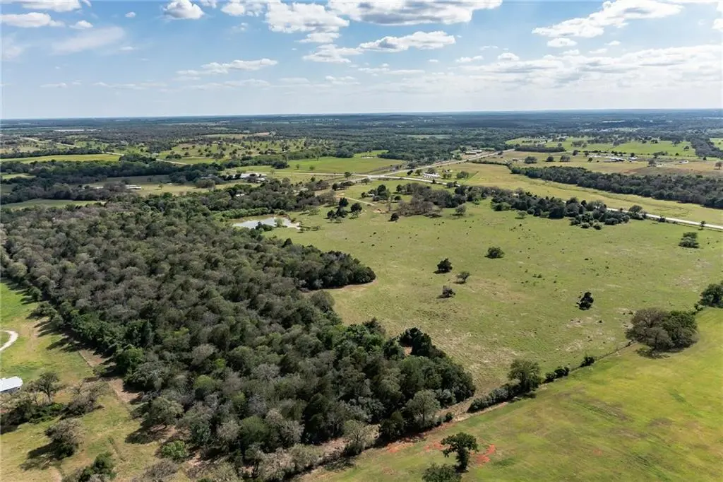 TBD Hwy 90/Hwy 304, Waelder, TX 78959