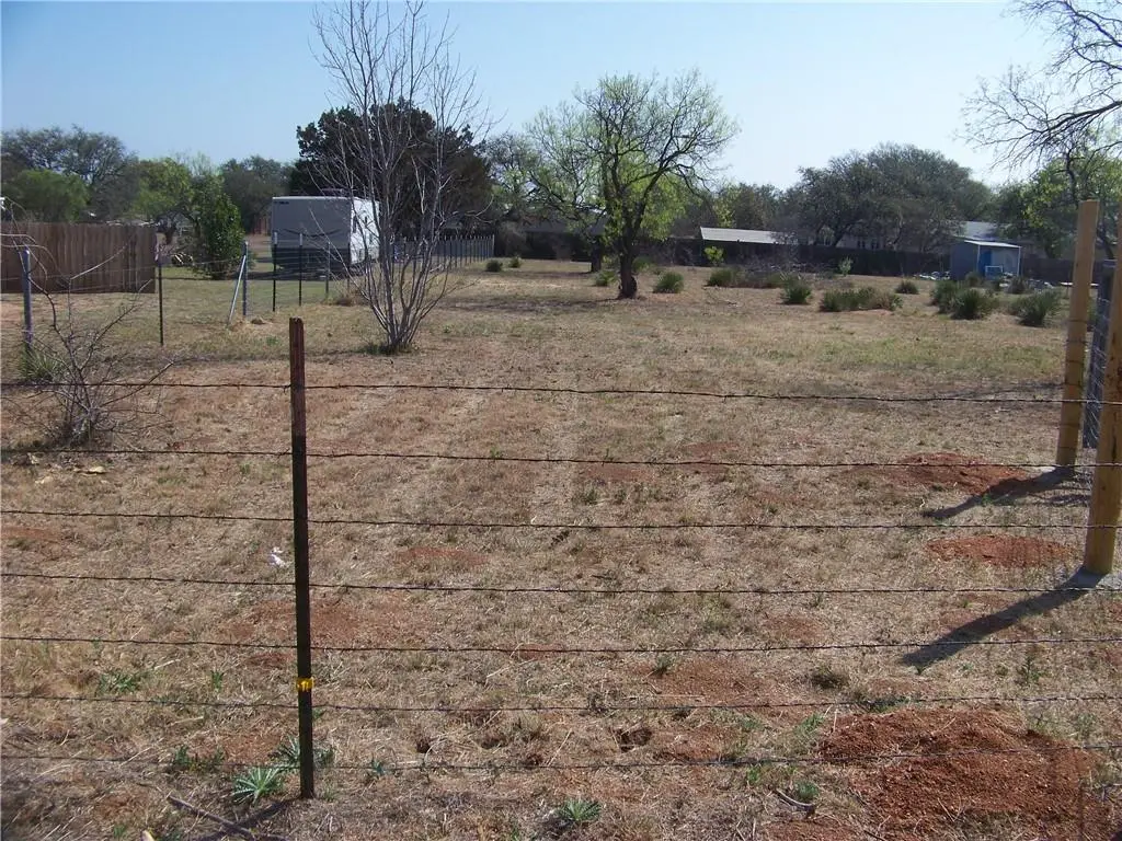 1110 Hi Line DR, Buchanan Dam, TX 78609