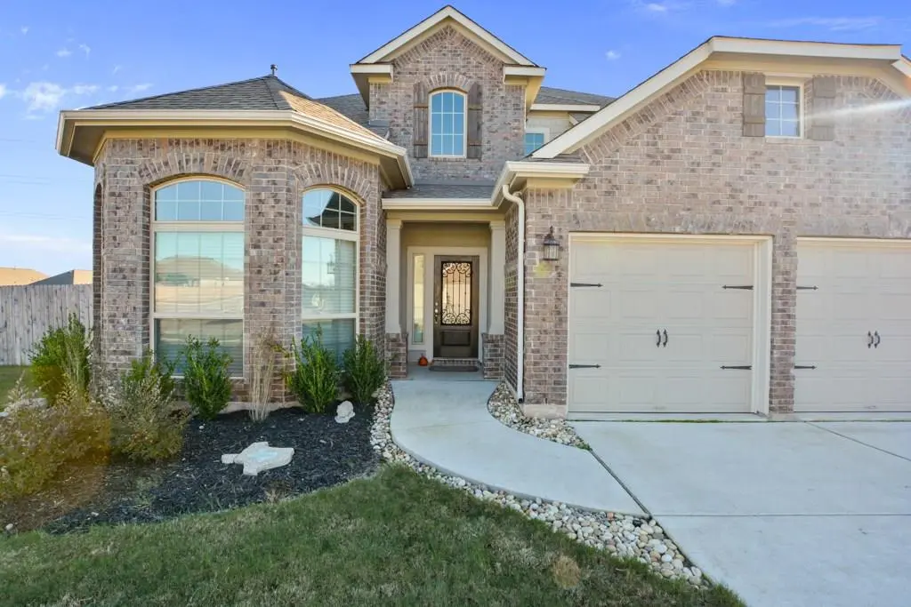 5869 Mantalcino DR, Round Rock, TX 78665