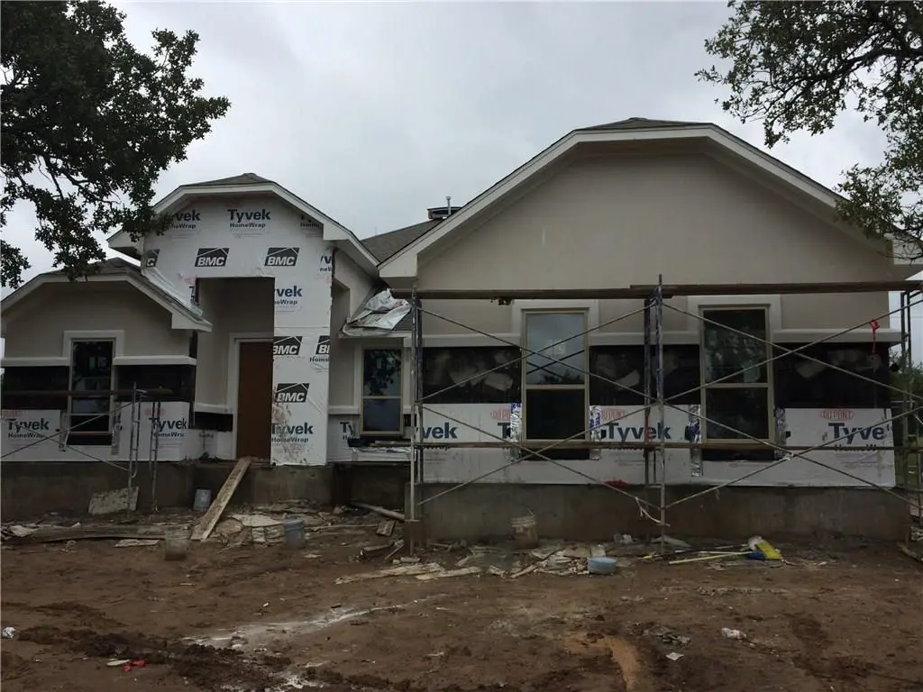 366 Sapling DR, Driftwood, TX 78619