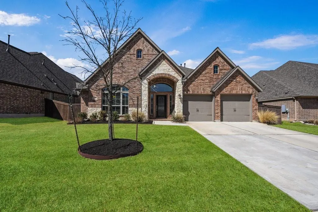 709 Judge Fisk DR, Leander, TX 78641