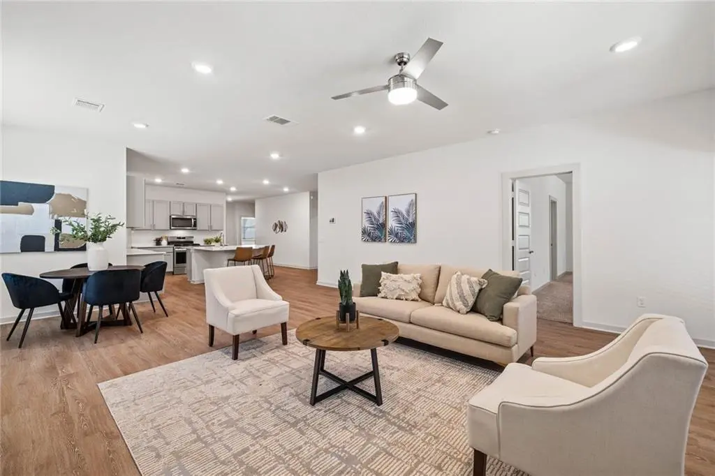 300 Florenz LN #76, Georgetown, TX 78628