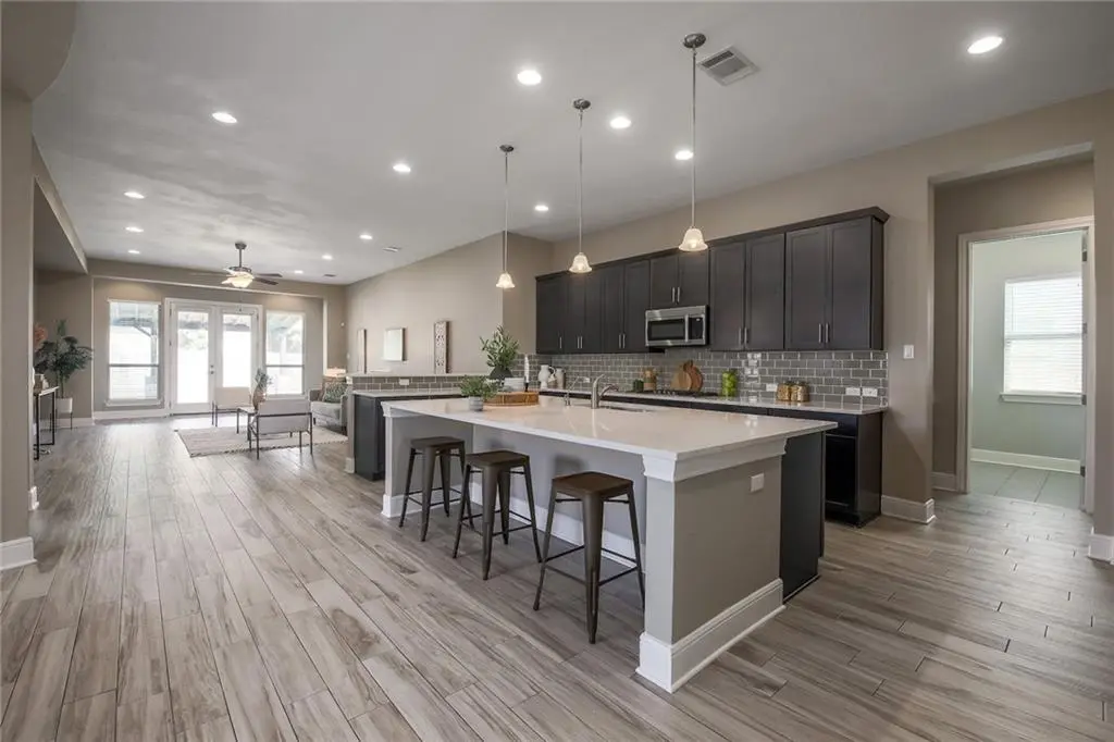 128 Crossvine TRL, Georgetown, TX 78626