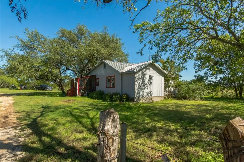 2225 County Road 332, Bertram, TX 78605
