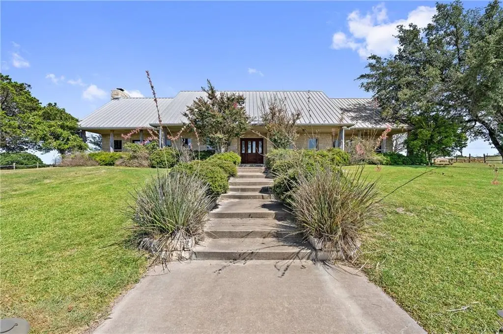 817 County Road 2659 RD, Lometa, TX 76853