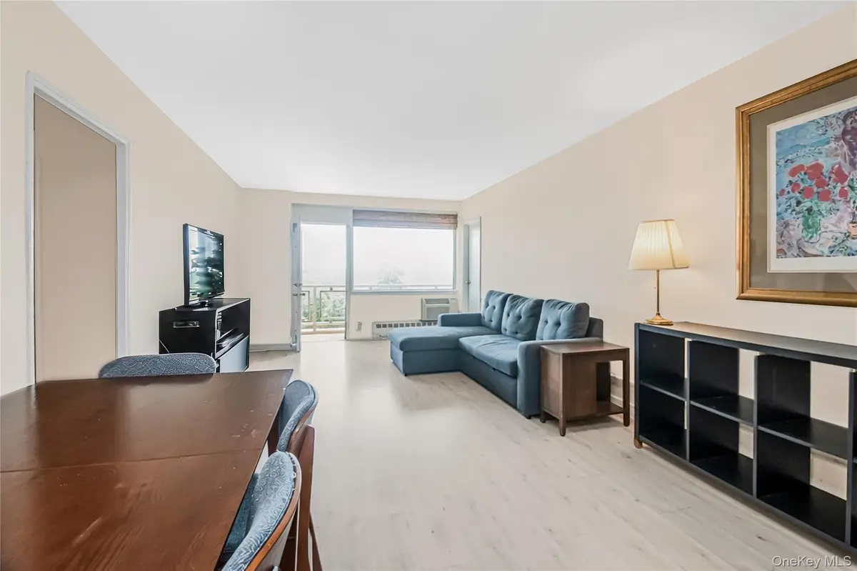 5900 Arlington AVE #4G, Bronx, NY 10471