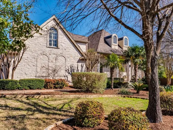 3601 Avendale DR, Bee Cave, TX 78738