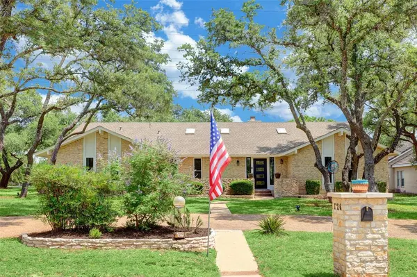 126 White Sands DR, Lakeway, TX 78734