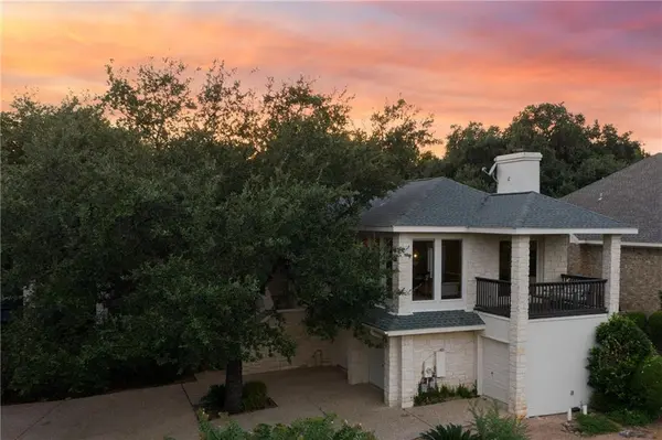 106 Top O The Lake DR, Lakeway, TX 78734