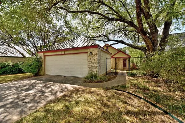 318 Sailmaster ST, Lakeway, TX 78734