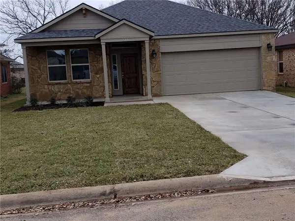 Address not disclosed, Meadowlakes, TX 78654