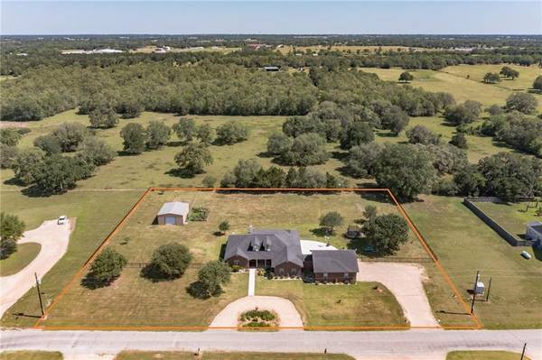 270 County Road 132B,  Hallettsville,  TX 77964