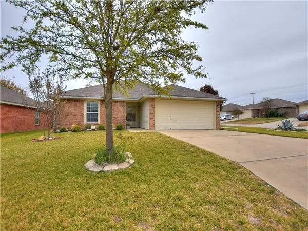 100 Calcite LN, Jarrell, TX 76537