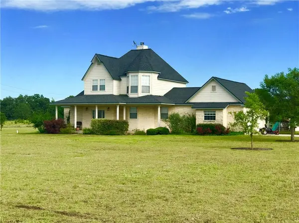 913 County Road 220,  Florence,  TX 76527