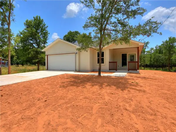 329 W Keanahalululu LN, Bastrop, TX 78602