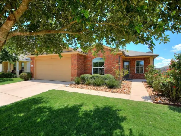 220 Pack Horse DR, Bastrop, TX 78602