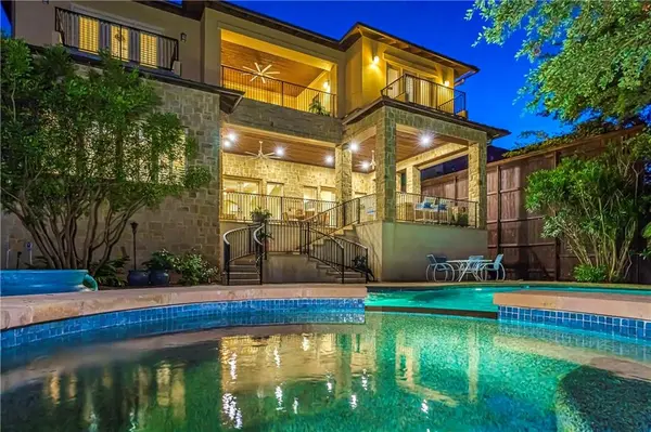 911 Brooks Hollow RD, Lakeway, TX 78734