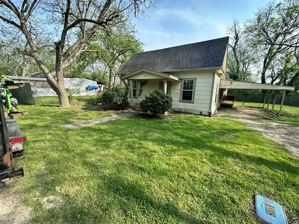 303 Cedar ST,  Granger,  TX 76530