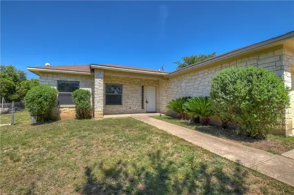 632 Aspen LN, Cottonwood Shores, TX 78657