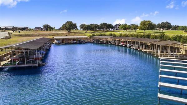 125 Village View DR,  Kingsland,  TX 78639