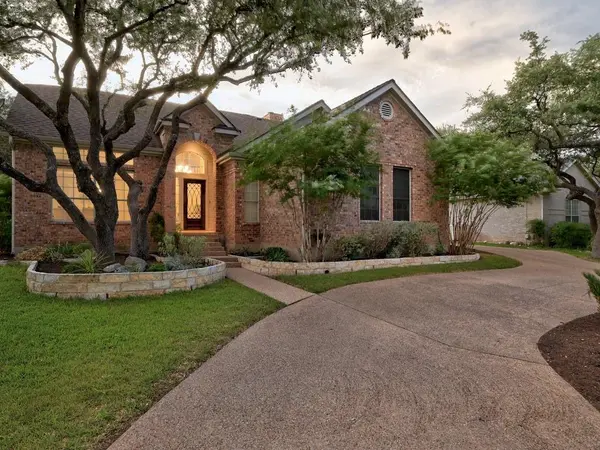 327 Hurst Creek RD, Lakeway, TX 78734