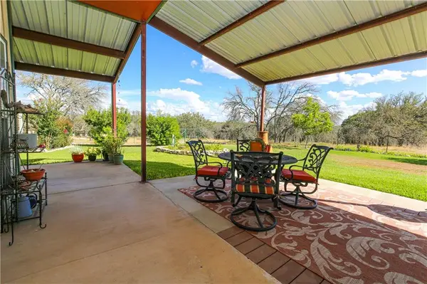 273 Spanish Oak TRL, Harper, TX 78631