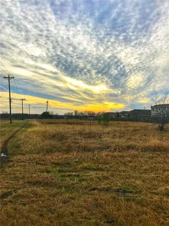 13114 Old Hwy 20, Manor, TX 78653
