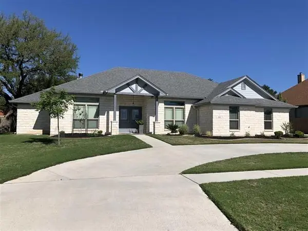 221 Sunday DR, Burnet, TX 78611