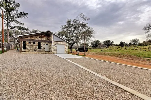 1515 Hill Top DR, Granite Shoals, TX 78654