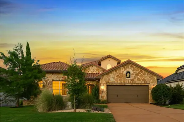 105 Feritti DR, Lakeway, TX 78734