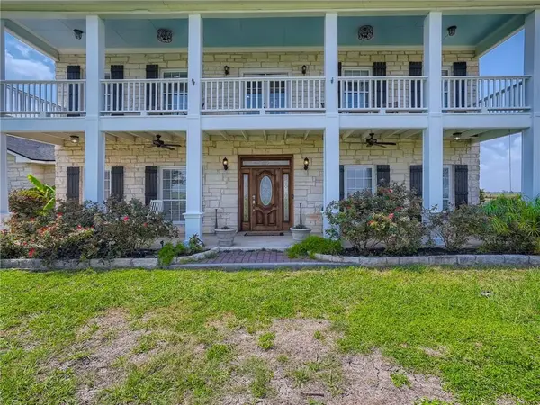 680 County Road 349 RD,  Granger,  TX 76530