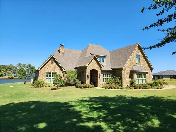 5428 Nathan DR, Chandler, TX 75758