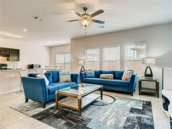 221 Circle WAY, Jarrell, TX 76537
