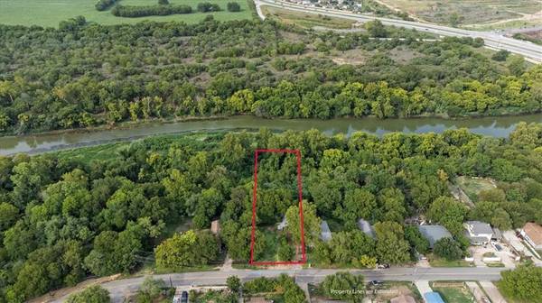 2911 Ellon RD, Del Valle, TX 78617