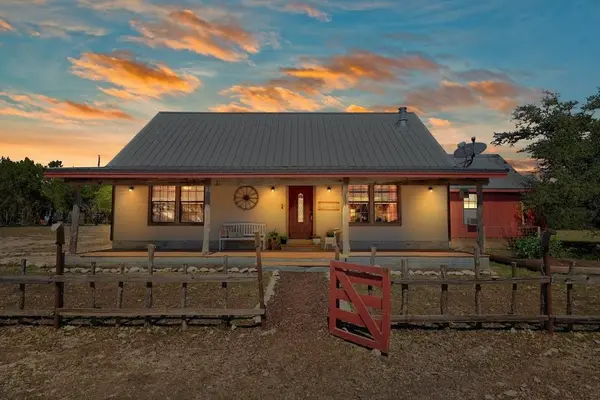 210 Gililland RDG, Burnet, TX 78611
